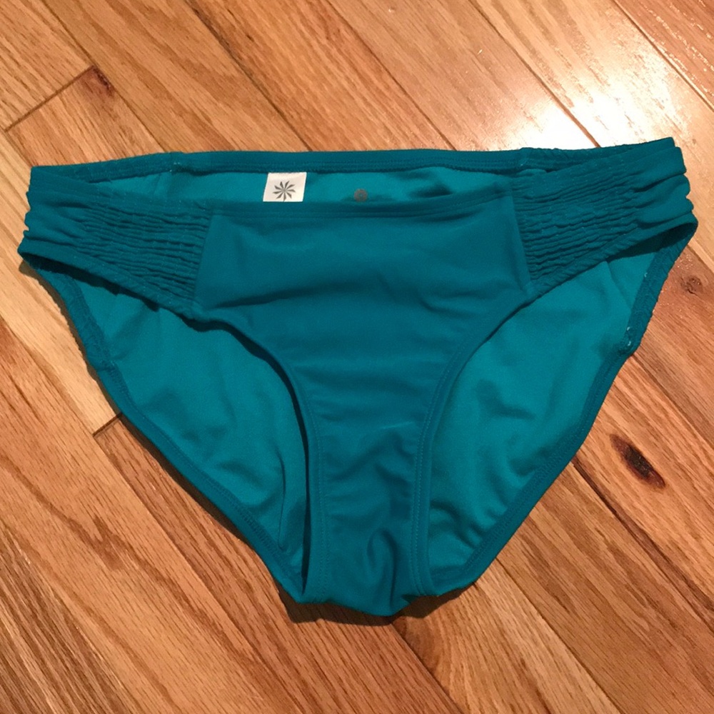 Athleta XS bikini bottom in teal